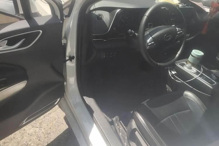 Used AION S 2022 Xuan 580 Pio 60kWh Driver Seat