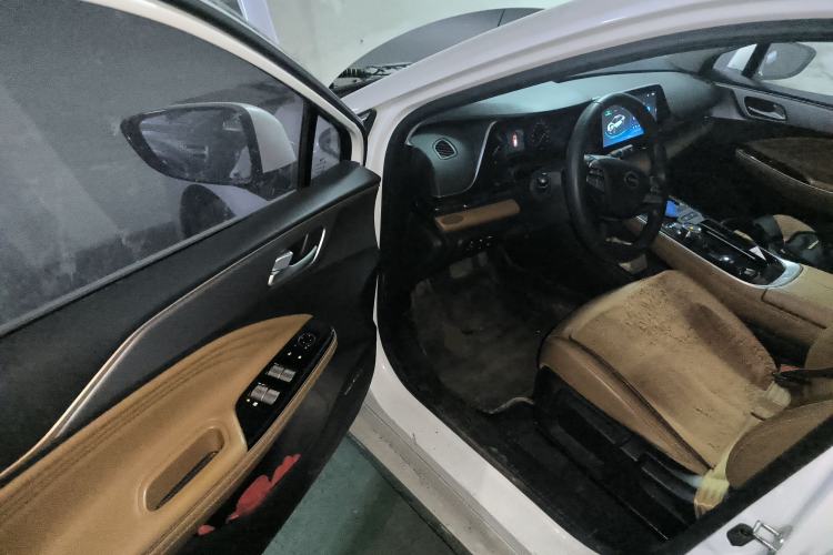 Used AION S 2022 Xuan 580 Pio 60kWh Driver Seat