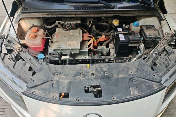 Used AION S 2022 Xuan 580 Pio 59.4 kWh Engine Bay