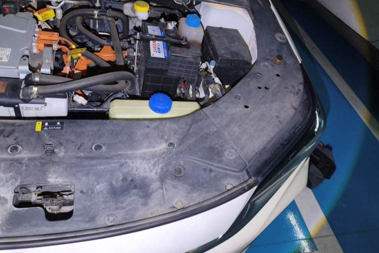 Used AION S 2022 Meizu 580 Pio Engine Bay Left