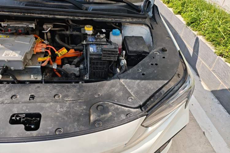 Used AION S 2022 Meizu 580 Pio Engine Bay Left