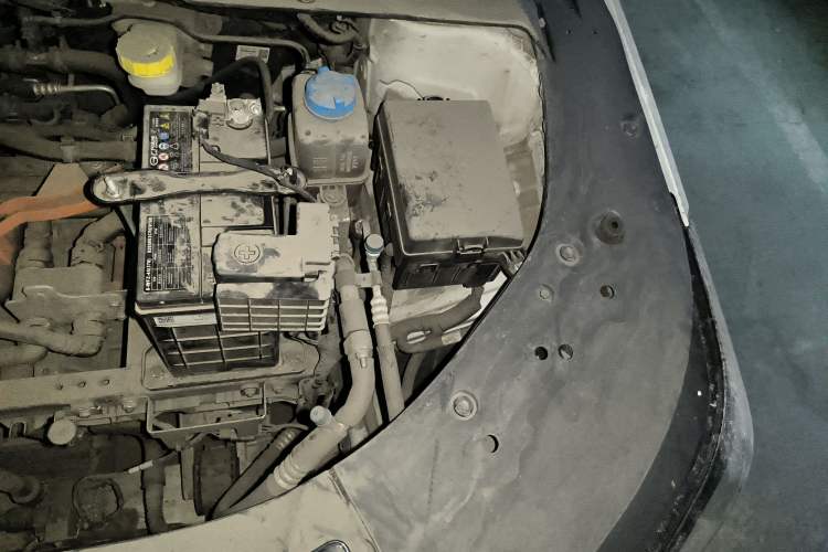 Used AION S 2022 Xuan 580 Pio 60kWh Engine Bay Left
