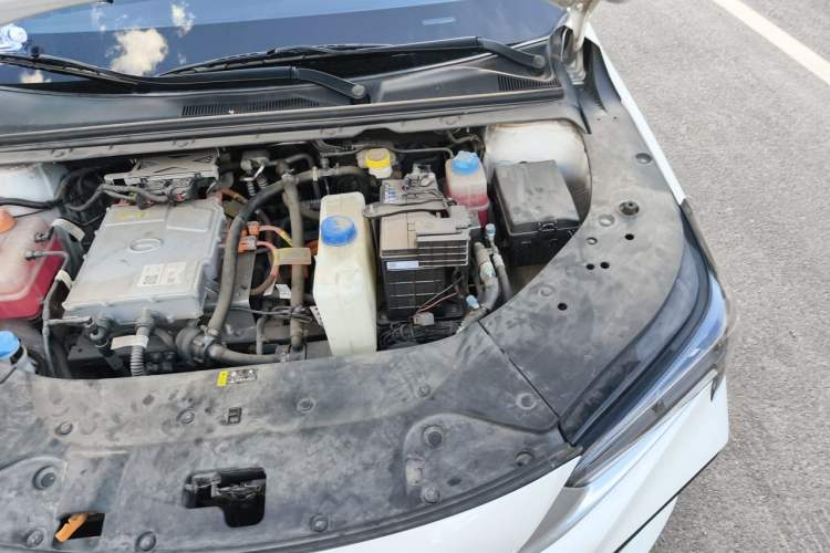 Used AION S 2022 Meizu 580 Pio Engine Bay Left