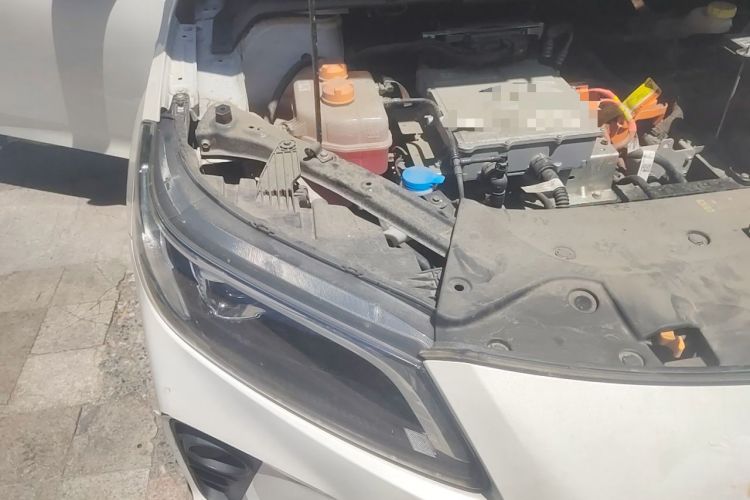 Used AION S 2022 Xuan 580 Pio 60kWh Engine Bay Right