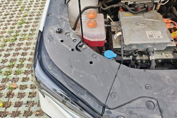Used AION S 2022 Meizu 580 Pio Engine Bay Right