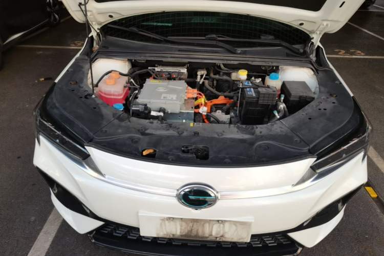 Used AION S 2022 Xuan 580 58.8 kWh ternary lithium Engine Bay