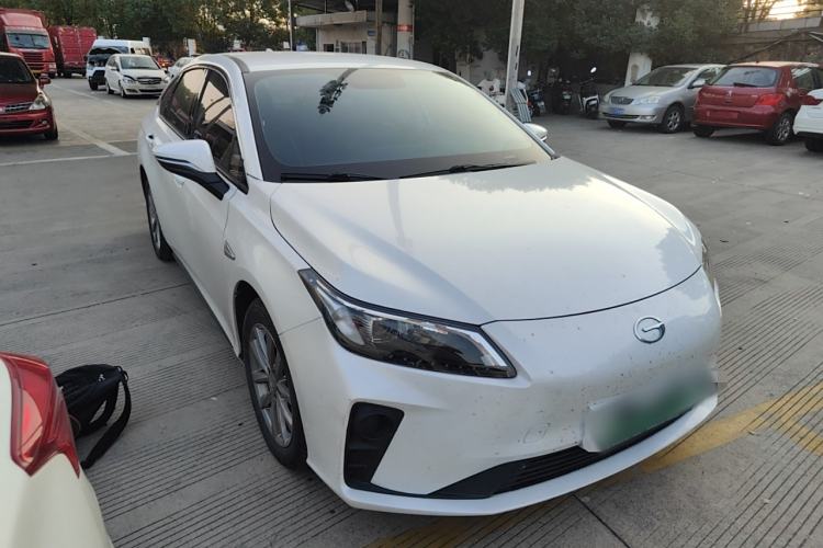 Used AION S 2022 Xuan 580 Pio 60kWh Front Right 45 Deg