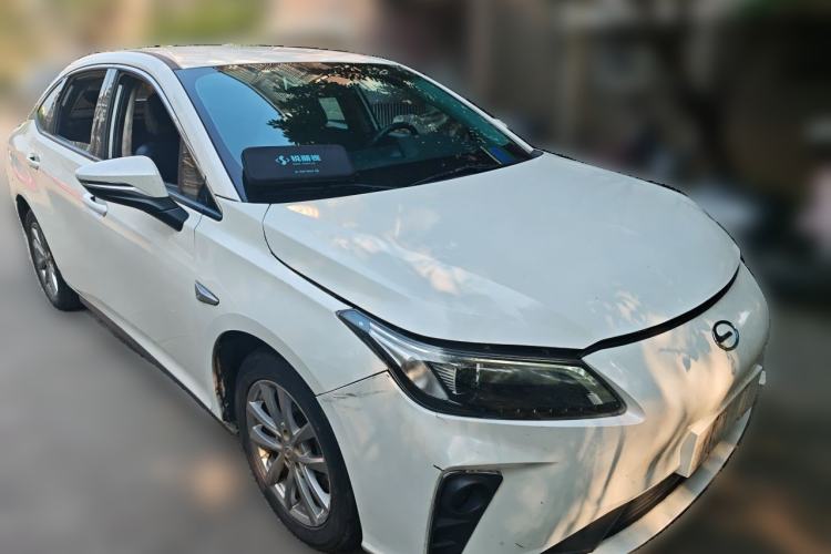 Used AION S 2022 Xuan 580 Pio 59.4 kWh Front Right 45 Deg