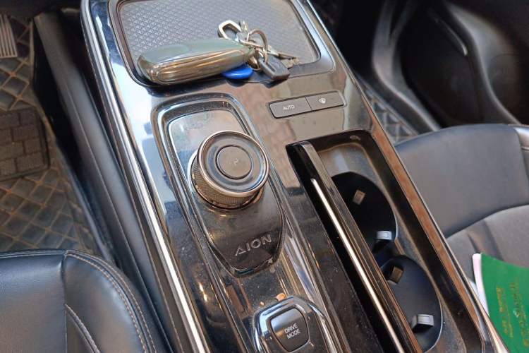 Used AION S 2022 Meizu 580 Pio Gear Lever