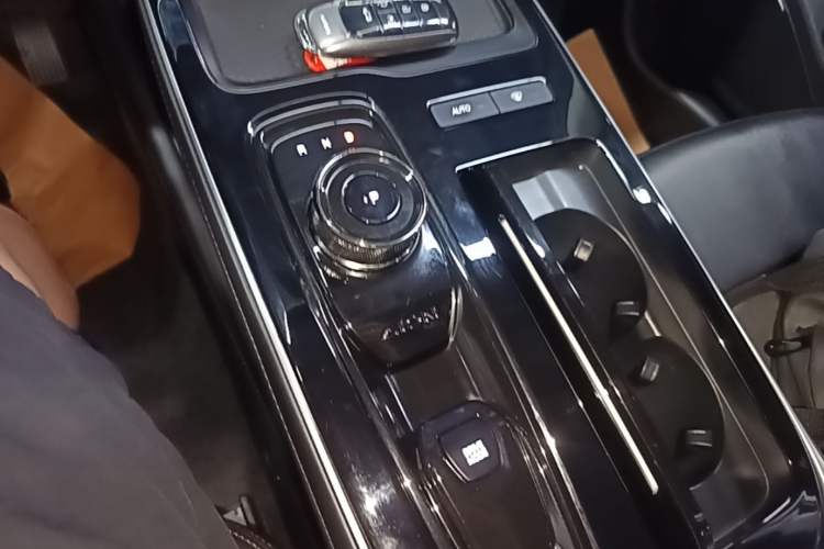 Used AION S 2022 Meizu 580 Gear Lever