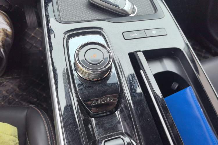 Used AION S 2022 Meizu 580 Gear Lever