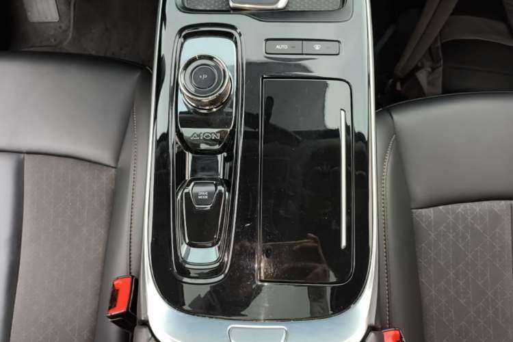 Used AION S 2022 Meizu 580 Gear Lever
