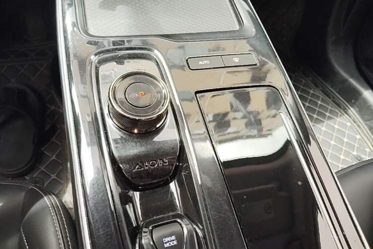 Used AION S 2022 Meizu 580 Gear Lever