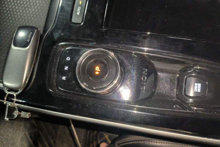 Used AION S 2022 Meizu 580 Gear Lever
