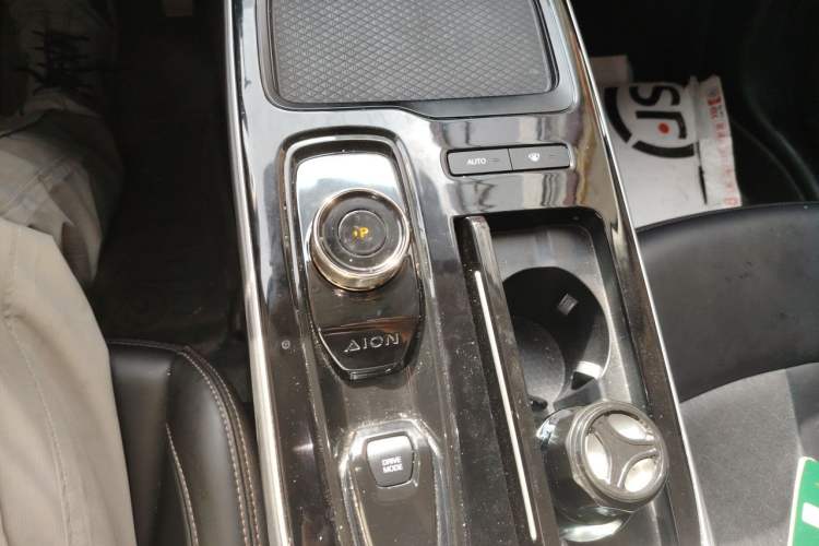 Used AION S 2022 Meizu 580 Gear Lever
