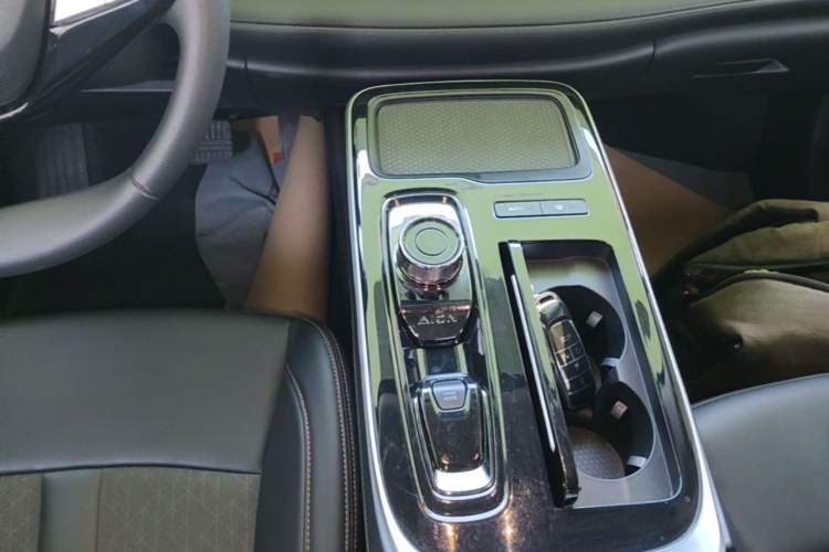 Used AION S 2022 Meizu 580 Gear Lever