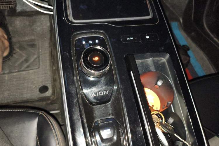 Used AION S 2022 Meizu 580 Gear Lever