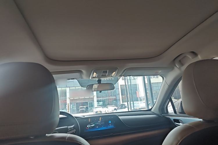 Used AION S 2022 Xuan 580 60kWh Headliner