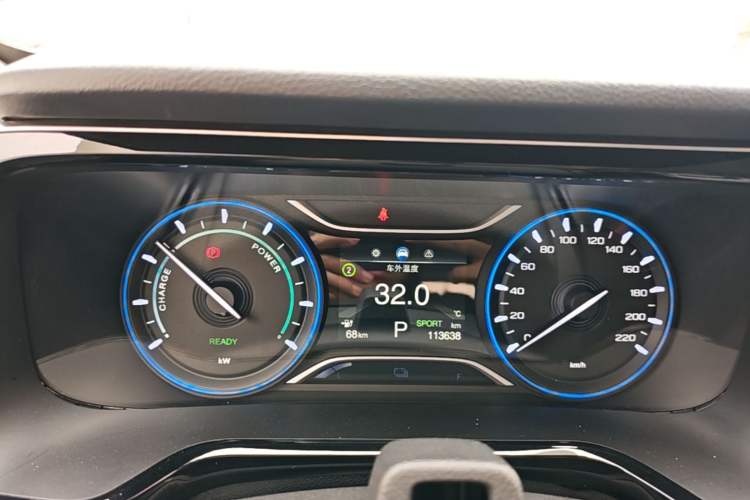 Used AION S 2022 Xuan 580 Pio 59.4 kWh Instrument Cluster