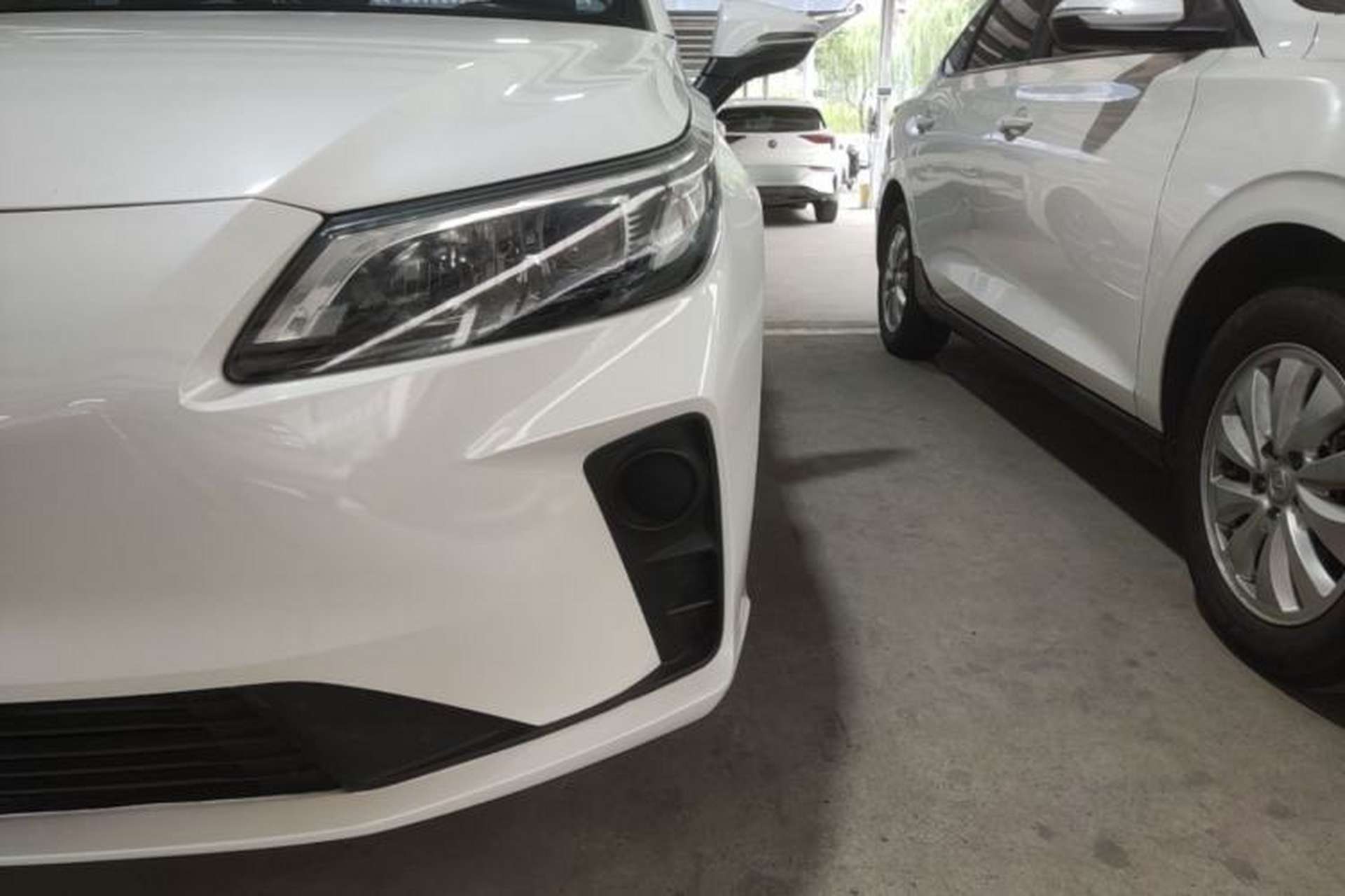 Used AION S 2022 Xuan 580 Pio 60kWh Left Front Headlight