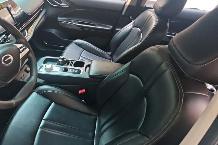 Used AION S 2022 Xuan 580 Pio 59.4 kWh Left Front Seat