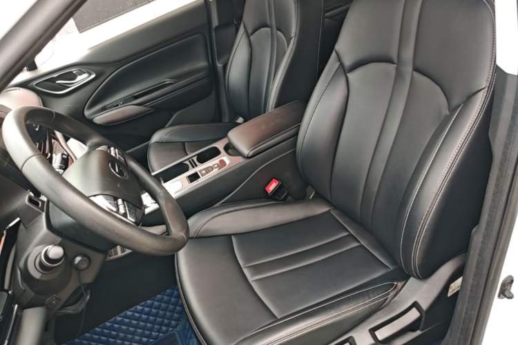 Used AION S 2022 Xuan 580 Pio 59.4 kWh Left Front Seat