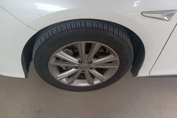 Used AION S 2022 Meizu 580 Left Front Wheel Hub