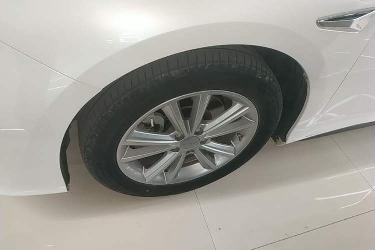 Used AION S 2022 Meizu 580 Left Front Wheel Hub