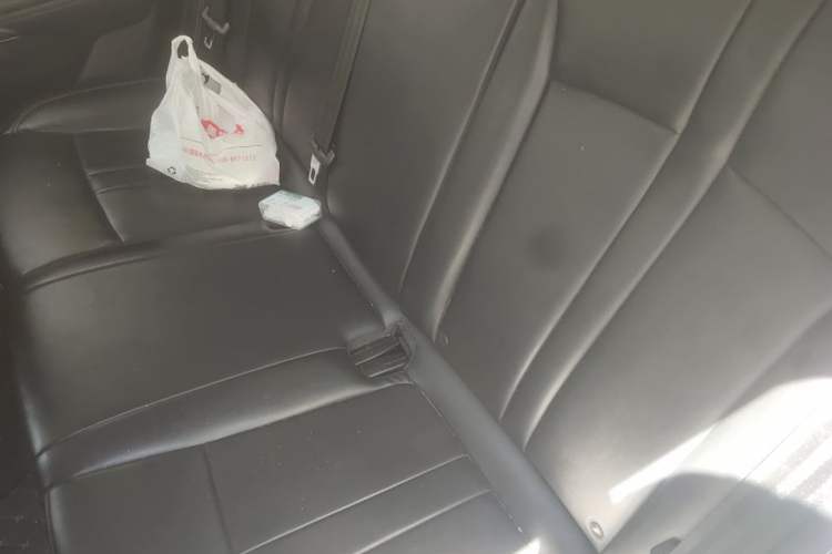 Used AION S 2022 Xuan 580 Pio 60kWh Left Rear Seat