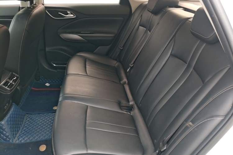Used AION S 2022 Xuan 580 Pio 59.4 kWh Left Rear Seat