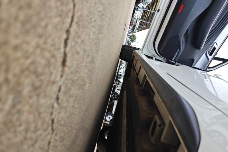 Used AION S 2022 Meizu 580 Pio Left Side Sill
