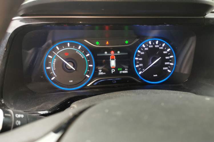 Used AION S 2022 Xuan 530 Odometer Close Up