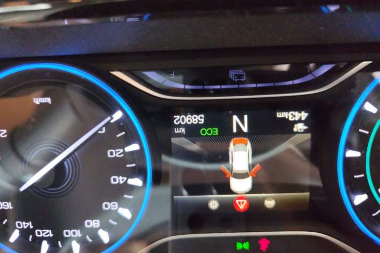 Used AION S 2022 Meizu 580 Odometer Close Up