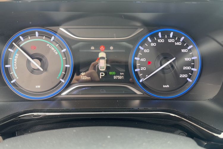 Used AION S 2022 Meizu 580 Odometer Close Up