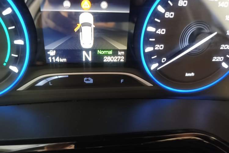 Used AION S 2022 Meizu 580 Odometer Close Up