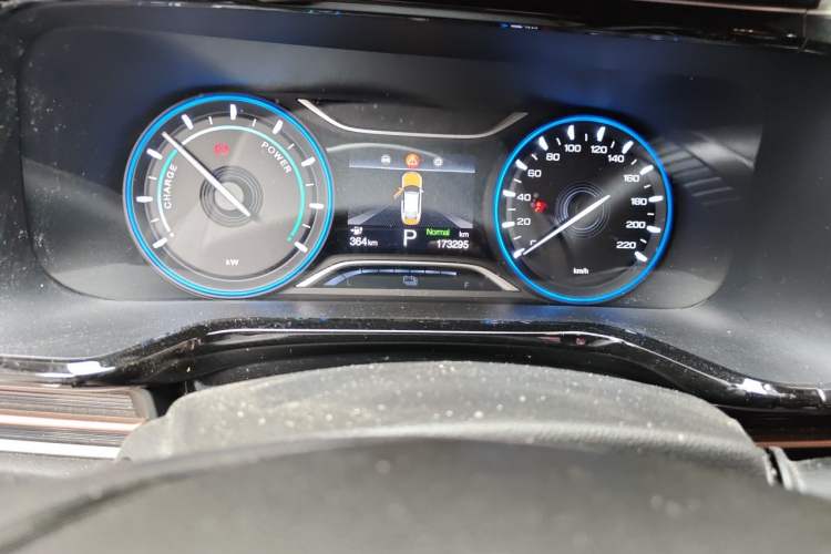 Used AION S 2022 Meizu 580 Odometer Close Up
