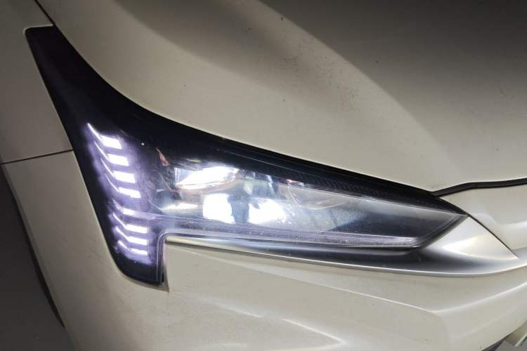 Used AION S 2022 Meizu 580 Pio Right Front Headlight