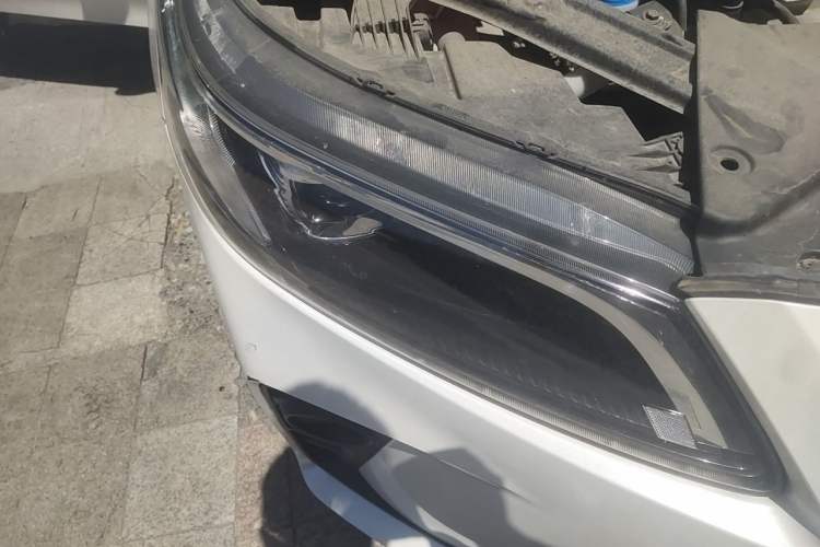 Used AION S 2022 Xuan 580 Pio 60kWh Right Front Headlight