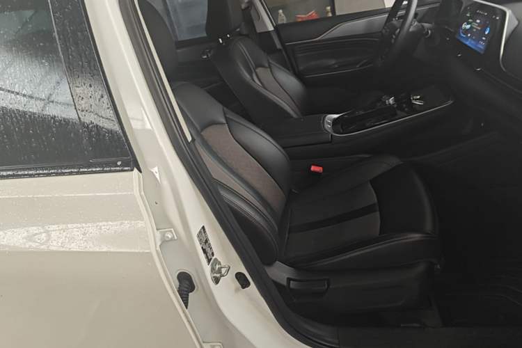 Used AION S 2022 Meizu 580 Pio Right Front Seat