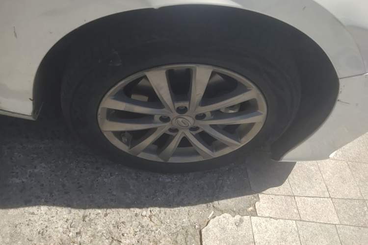 Used AION S 2022 Xuan 580 Pio 60kWh Right Front Wheel Hub