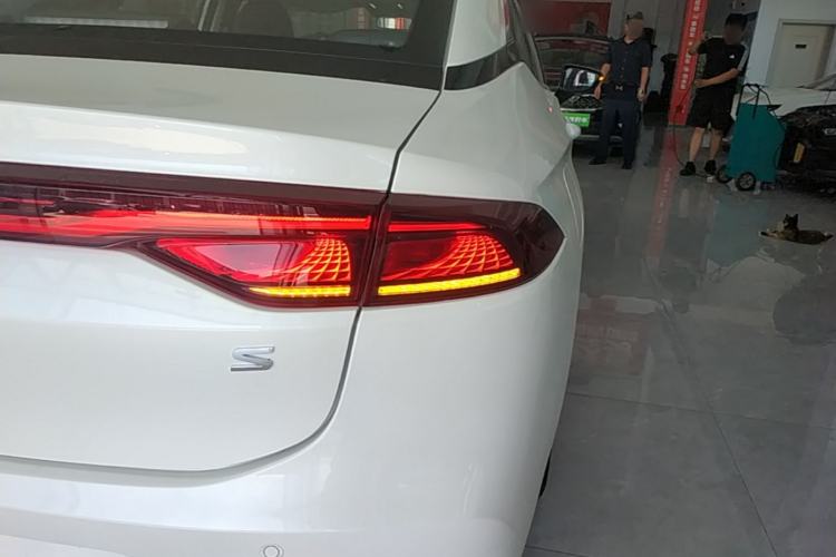 Used AION S 2022 Meizu 580 Right Rear Taillight