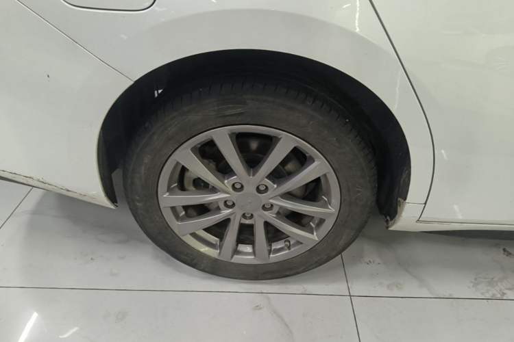 Used AION S 2022 Xuan 580 58.8 kWh ternary lithium Right Rear Wheel Hub