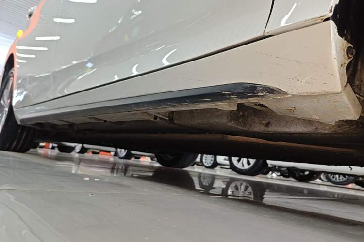 Used AION S 2022 Meizu 580 Right Side Sill