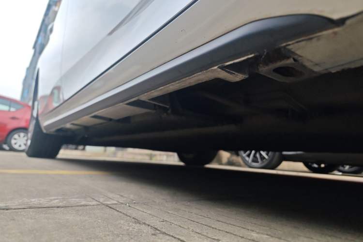 Used AION S 2022 Meizu 580 Right Side Sill