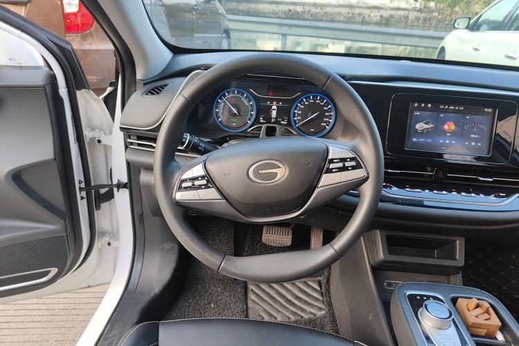 Used AION S 2022 Xuan 580 Pio 60kWh Steering Wheel