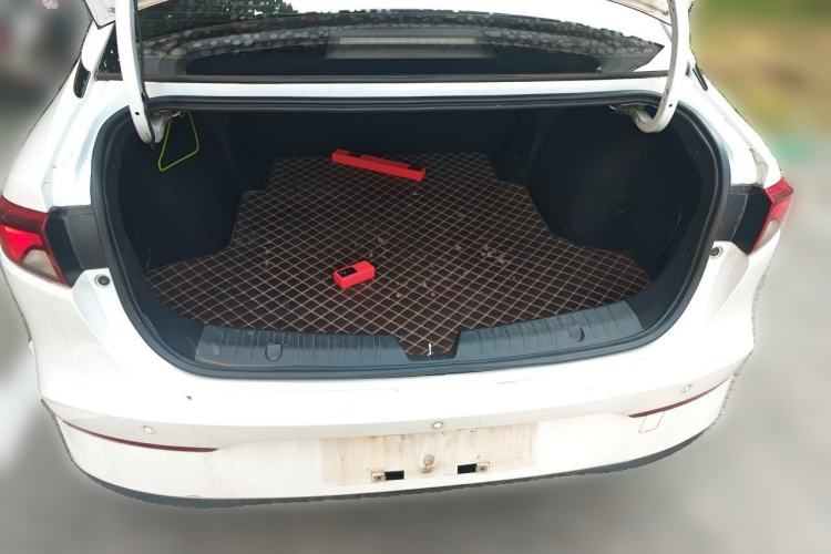 Used AION S 2022 Xuan 580 Pio 59.4 kWh Trunk