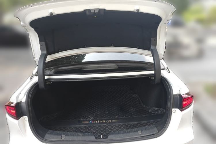Used AION S 2022 Meizu 580 Pio Trunk