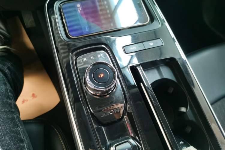 Used AION S 2022 Meizu 580 Gear Lever