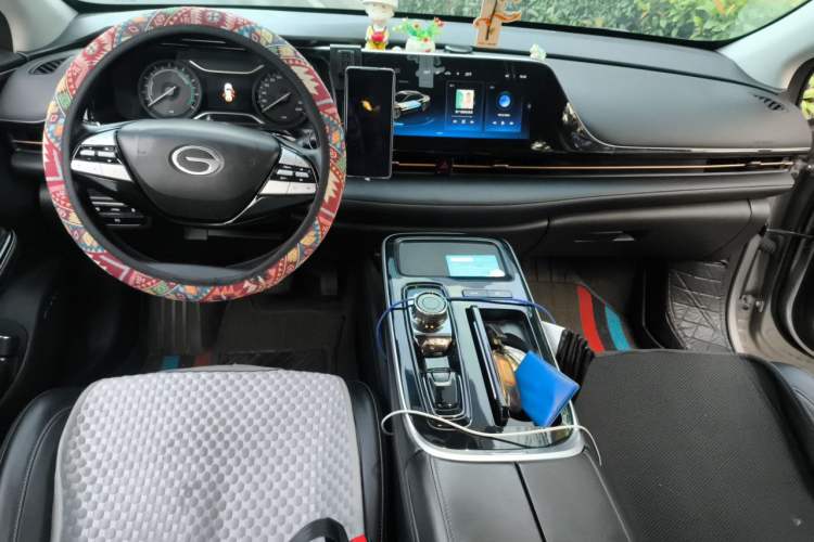 Used AION S 2023 Meizu 580 Lithium Iron Phosphate Center Console