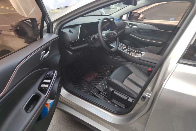 Used AION S 2023 Meizu 580 Lithium Iron Phosphate Driver Seat